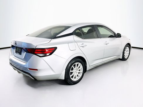 Used 2023 Nissan Sentra S image 9