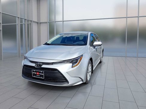 New 2026 Toyota Corolla LE image 4