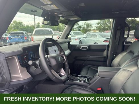 Used 2025 Ford Bronco Outer Banks AWD/4WD image 8