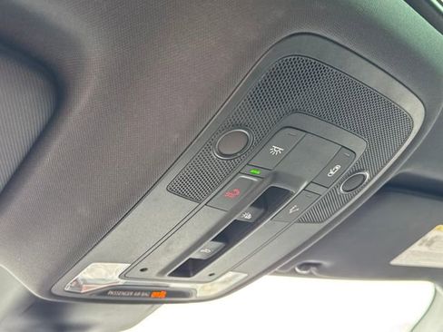 Used 2023 Audi Q3 2.0T Premium image 25