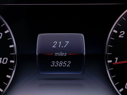 Used 2020 Mercedes-Benz E 450 Coupe w/ AMG Line image 19