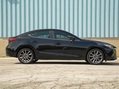 Used 2018 MAZDA MAZDA3 Touring FWD image 6