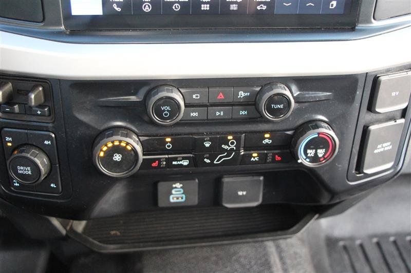 Used 2025 Ford F250 XLT w/ Black Appearance Package AWD/4WD image 29