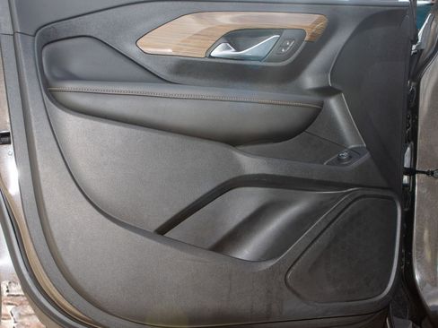 Used 2020 GMC Terrain SLE w/ Driver Convenience Package image 29