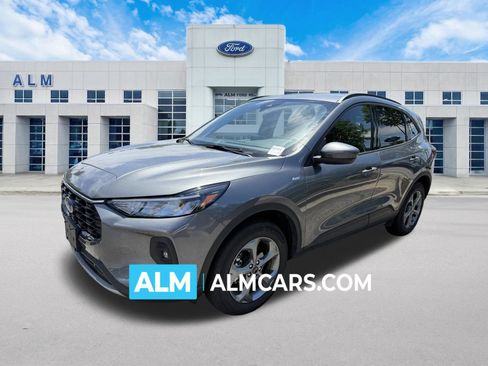Used 2025 Ford Escape ST-Line Select AWD/4WD image 1