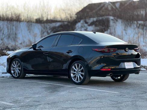 Used 2020 MAZDA MAZDA3 AWD Sedan w/ Preferred Package image 6
