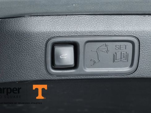 Used 2024 Ford Expedition XLT AWD/4WD image 67