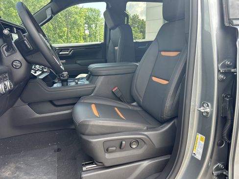 New 2026 GMC Sierra 1500 AT4 w/ AT4 Premium Package AWD/4WD image 17