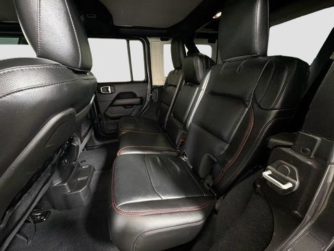 Used 2019 Jeep Wrangler Unlimited Rubicon AWD/4WD image 24