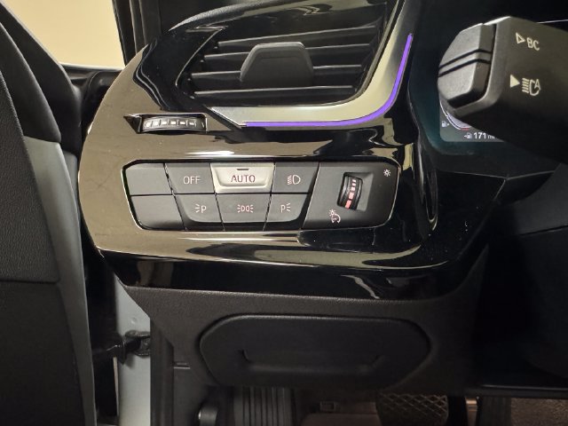Used 2019 BMW Z4 sDrive30i w/ Executive Package RWD image 11