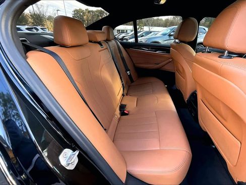 Certified 2023 BMW 530i image 18