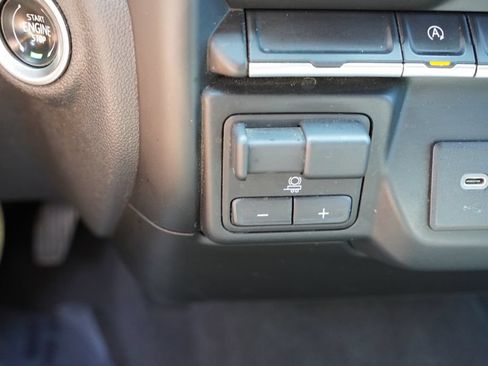 Used 2019 Chevrolet Silverado 1500 RST AWD/4WD image 29