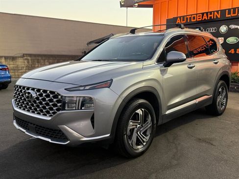 Used 2021 Hyundai Santa Fe SEL w/ Convenience + Premium Package AWD/4WD image 6