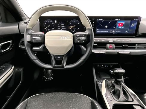 Used 2025 Kia K4 GT-Line w/ GT-Line Sunroof Package FWD image 4