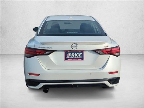 Used 2025 Nissan Sentra SR FWD image 7