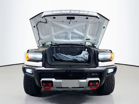 Used 2024 GMC Hummer EV 2X w/ Extreme Off-Road Package image 32