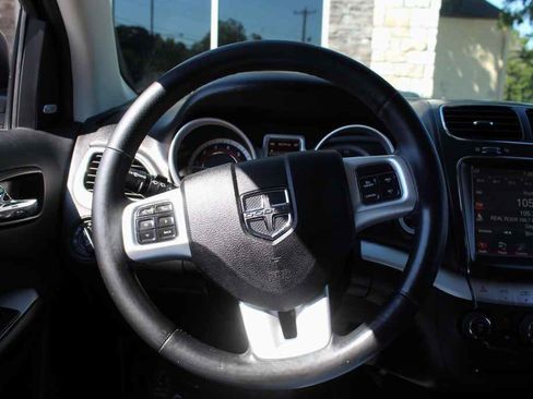 Used 2019 Dodge Journey GT image 16