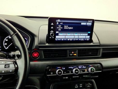 Used 2025 Honda Pilot EX-L image 17