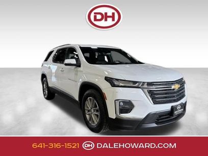 Used 2023 Chevrolet Traverse LT w/ Rear Camera Mirror Package