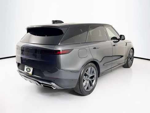 Used 2024 Land Rover Range Rover Sport SE AWD/4WD image 5
