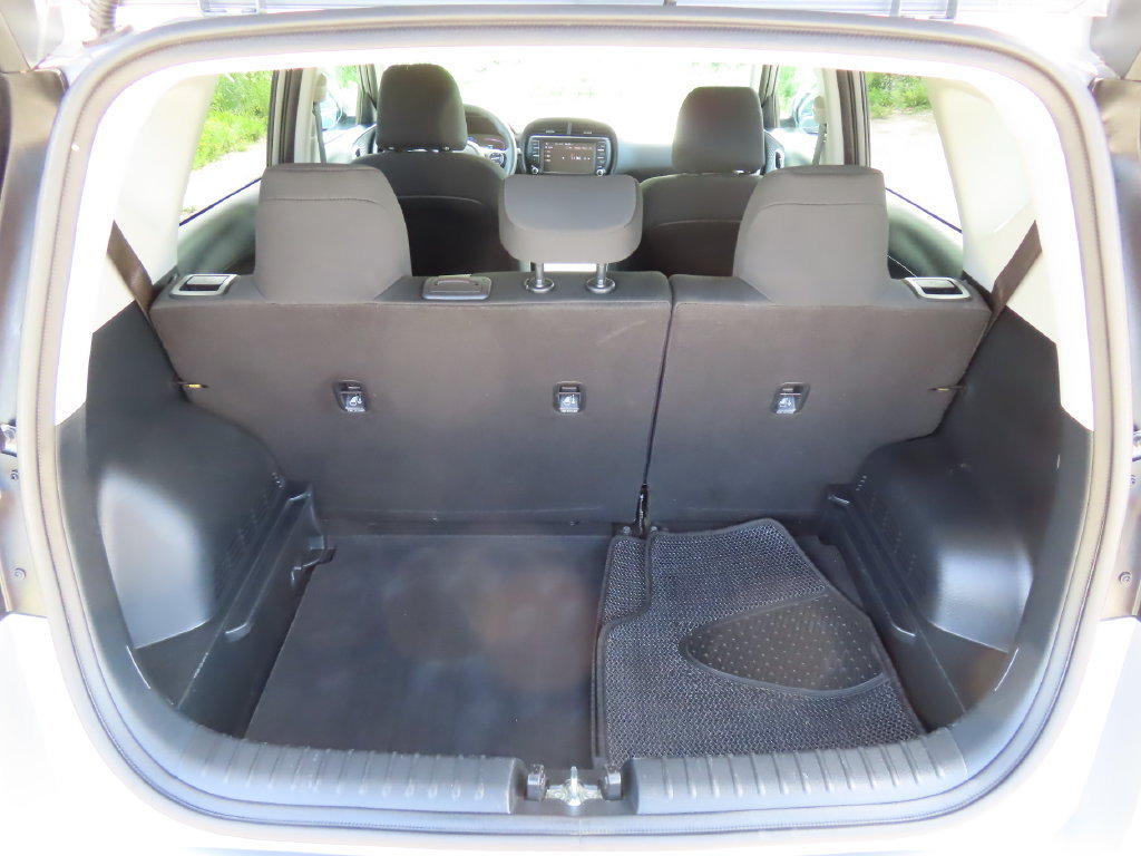 Used 2024 Kia Soul LX w/ Option Group 015 FWD image 14