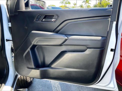 Used 2024 GMC Canyon Elevation w/ Convenience Package image 23