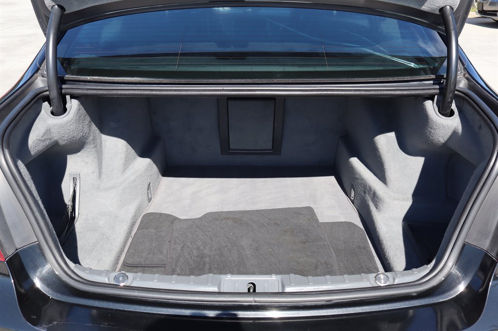 Used 2015 BMW 750Li RWD image 45