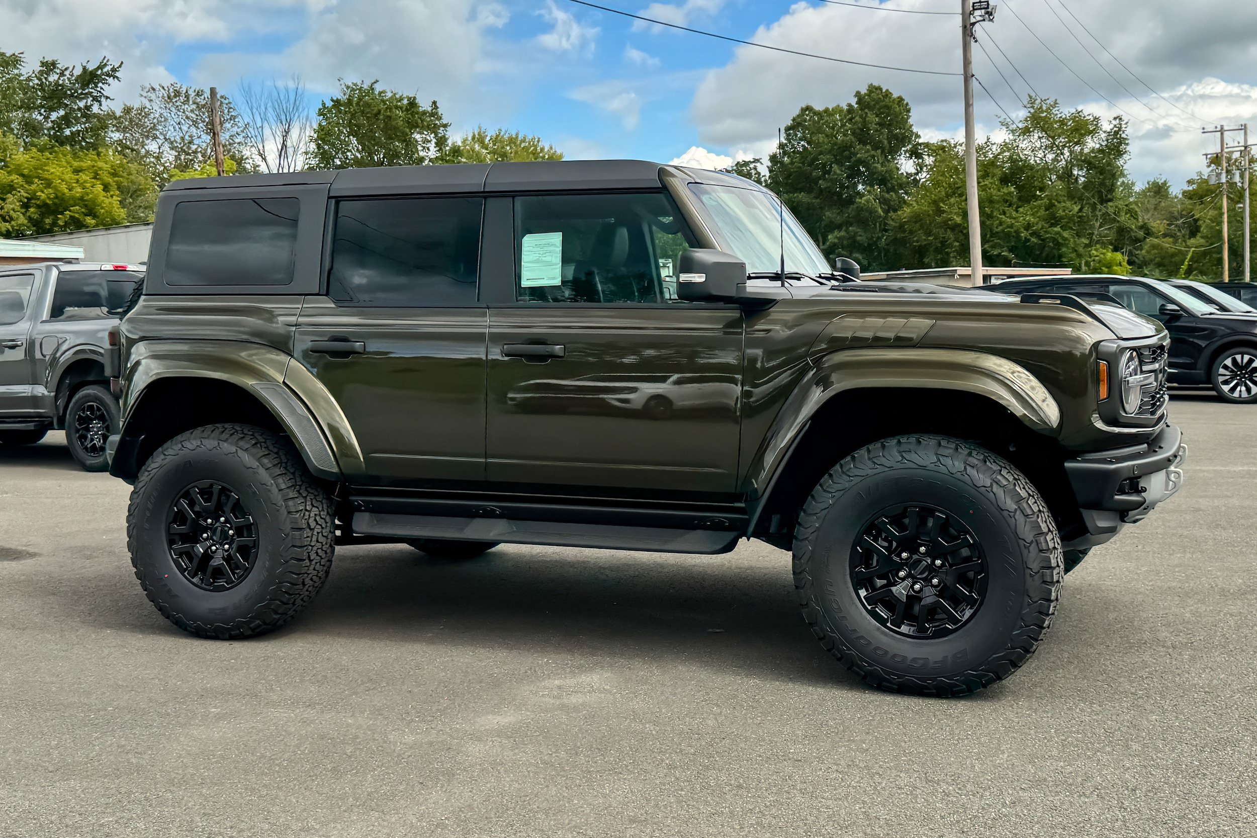 New 2026 Ford Bronco Raptor AWD/4WD image 2