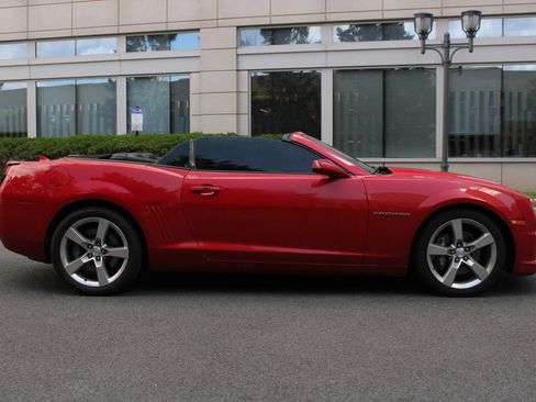 Used 2012 Chevrolet Camaro SS RWD image 6