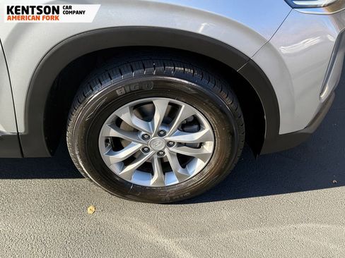Used 2020 Hyundai Santa Fe SEL image 15