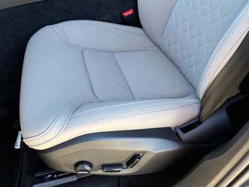 New 2026 Volvo XC60 T8 Plus w/ Protection Package Premier image 21