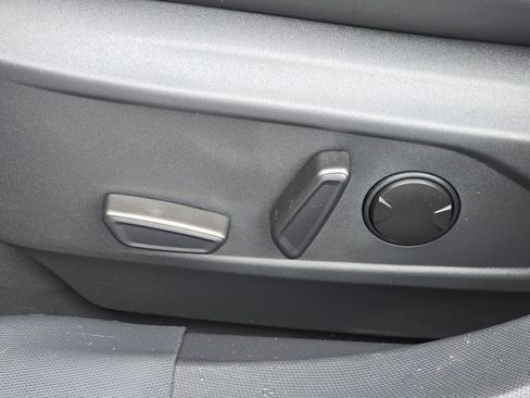 Used 2022 Ford Mustang Mach-E Select RWD image 21