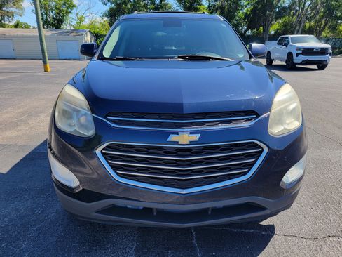 Used 2017 Chevrolet Equinox LT w/ Convenience Package image 2