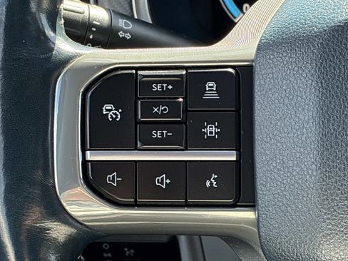 Used 2023 Ford F150 Limited image 27