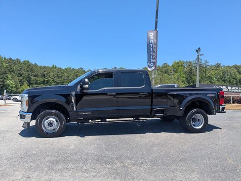 Used 2025 Ford F350 XLT w/ 360-Degree Camera Package AWD/4WD image 8