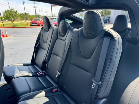 Used 2020 Tesla Model X Long Range AWD/4WD image 20