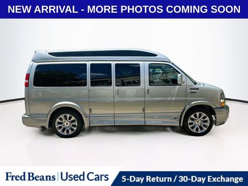 Used 2022 Chevrolet Express 2500 w/ Enhanced Convenience Package RWD image 9