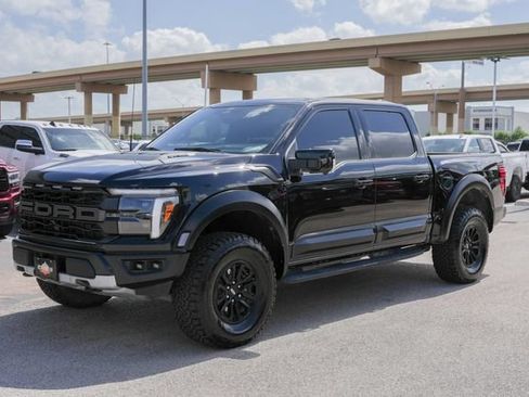 Used 2025 Ford F150 Raptor AWD/4WD image 18