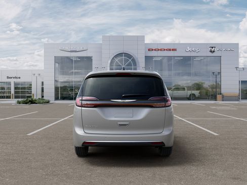 New 2026 Chrysler Pacifica Select FWD image 36