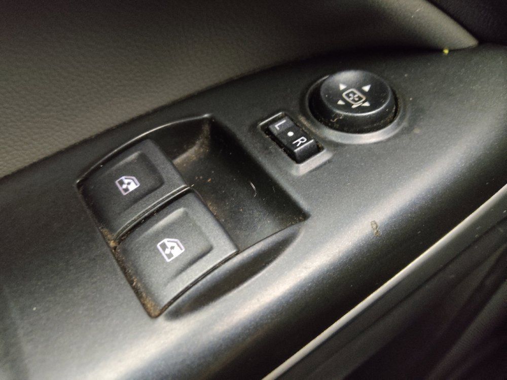 Used 2020 Chevrolet Colorado LT w/ Safety Package RWD image 27