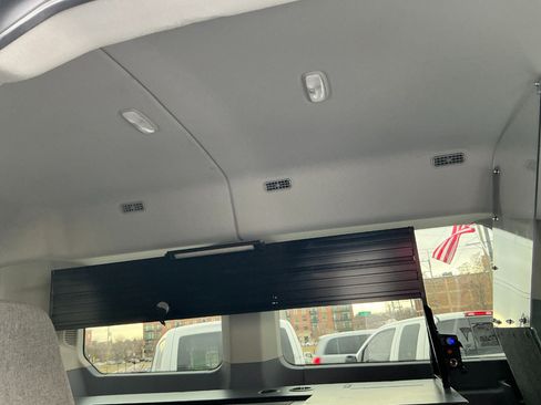 Used 2019 Ford Transit 150 XLT image 25