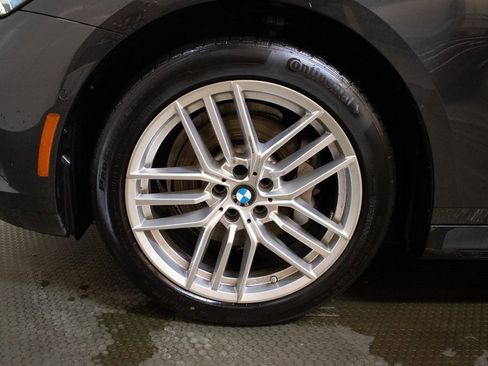 Certified 2025 BMW 530i xDrive 530i xDrive w/ Premium Package image 9