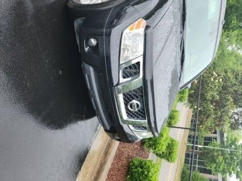 Used 2016 Nissan Frontier SV w/ SV Value Truck Package RWD image 4