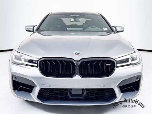 Used 2023 BMW M5 w/ Executive Package image 2