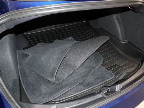 Used 2018 Tesla Model 3 Long Range image 17