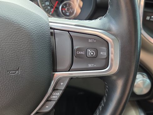 Used 2022 RAM 1500 Laramie AWD/4WD image 20