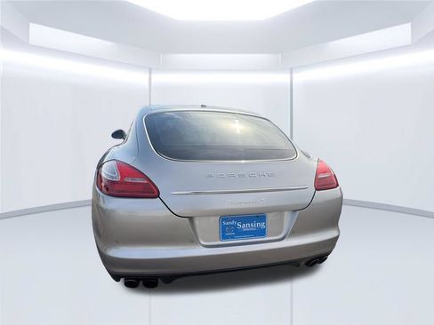 Used 2010 Porsche Panamera S RWD image 32