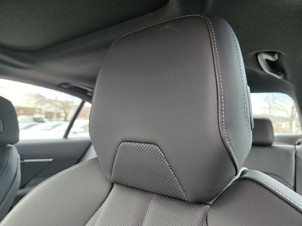 Certified 2026 BMW 530i xDrive AWD/4WD image 18
