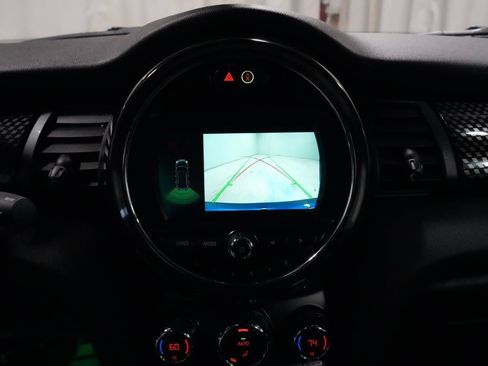 Used 2019 MINI Cooper S w/ Signature Upholstery Package image 18