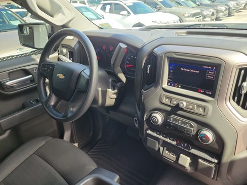 Used 2024 Chevrolet Silverado 1500 Custom AWD/4WD image 8